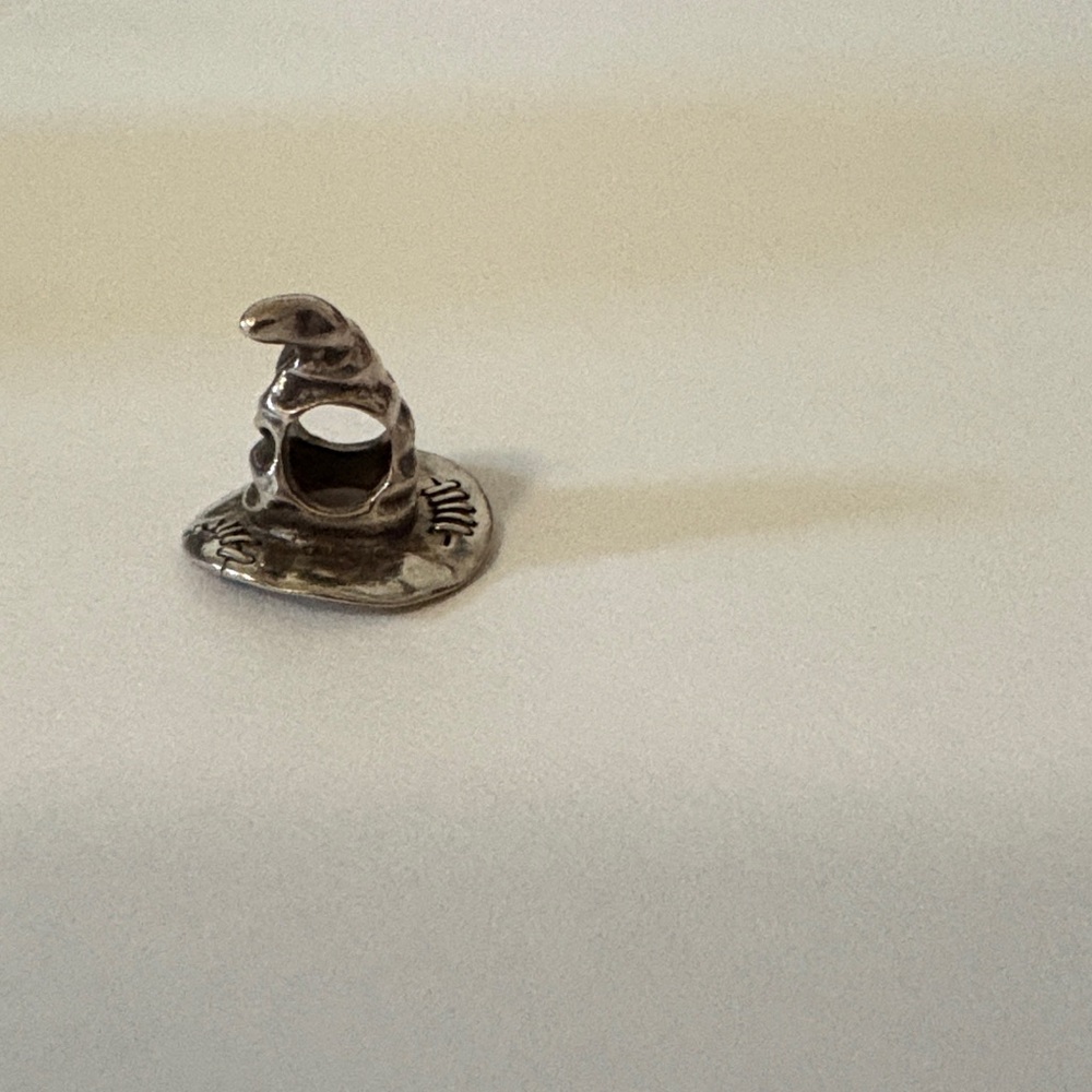 Pandora Silver Sorting Hat Charm - Picture 5 of 5